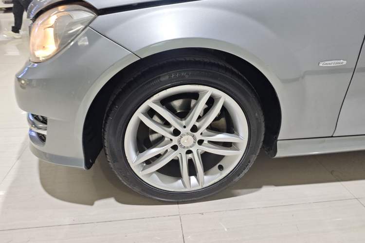 Used Mercedes-Benz C-Class 2013 C 180 Classic Grand Edition
