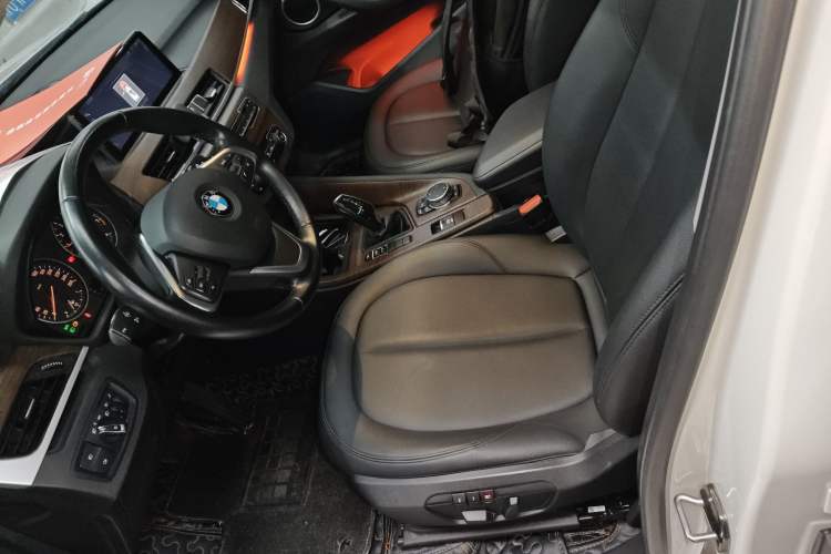 Used BMW X1 2018 sDrive18Li Luxury Model
