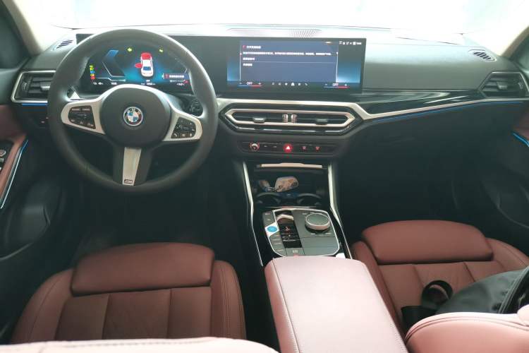 Used BMW i3 2024 eDrive 35 L
