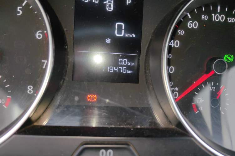 Used Volkswagen Golf 2014 1.6L Automatic Fashion Model
