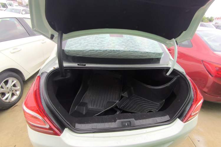 Used Peugeot 308 2014 Enjoy Edition Classic 1.6L Automatic Premium Model
