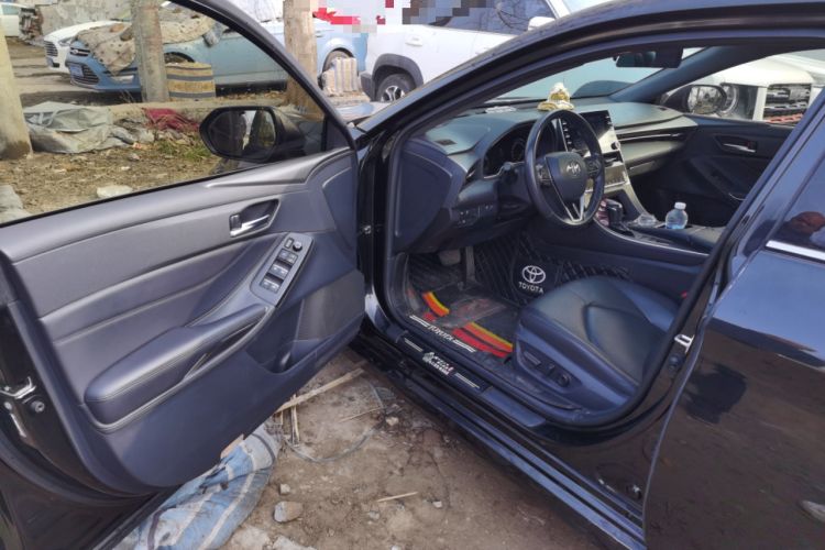 Used Toyota Avalon 2019 Dual-Engine 2.5L Luxury Edition China V Standard