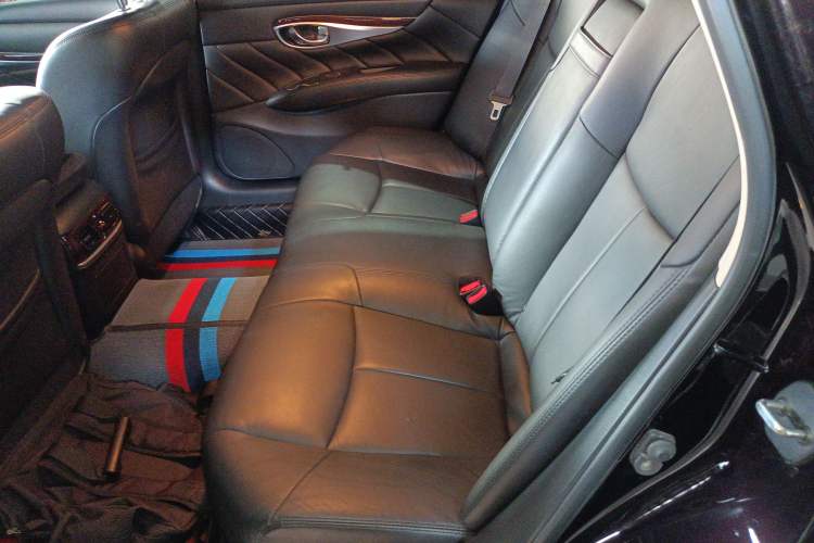 Used Infiniti Q70 2019 Q70L 2.0T Elite Plus Version