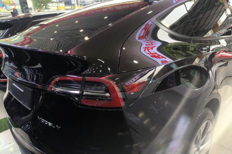 Used Tesla Model Y 2022 Rear-Wheel-Drive Version
