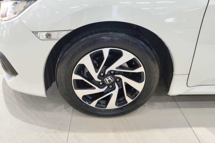 Used Honda Civic 2016 220TURBO CVT Luxury Edition