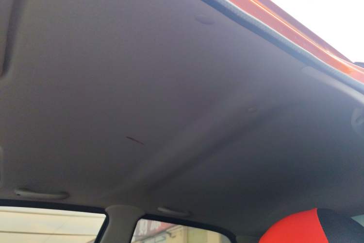 Used Baojun Lechi 2012 Revised Version 1.2L Manual Sporty Fashion Edition
