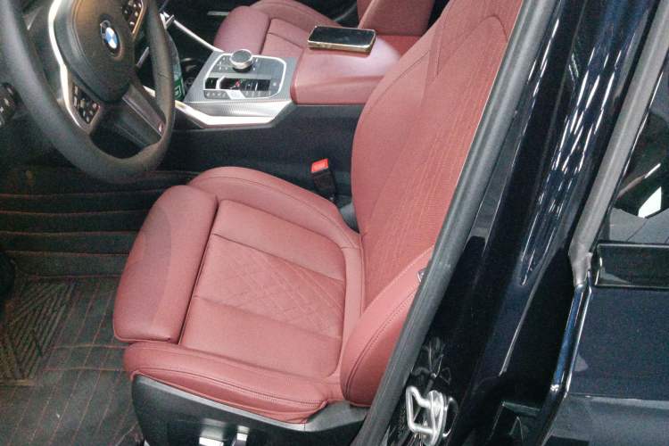 Used BMW 3 Series 2023 325Li M Sport Night Edition Package
