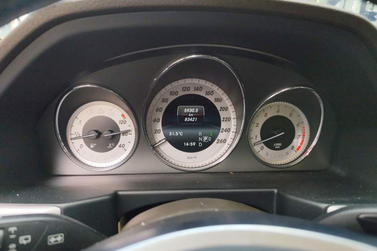 Used Mercedes-Benz GLK-Class 2015 GLK 300 4MATIC Fashion Edition Ultimate Version
