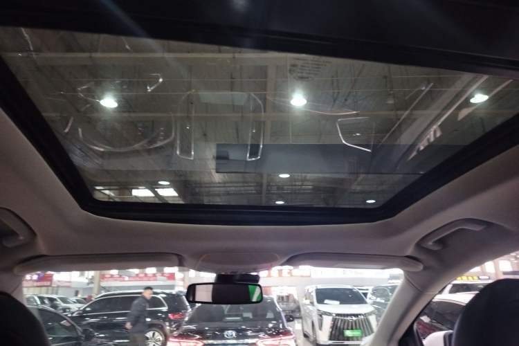 Used Ford Edge 2018 EcoBoost 245 Four-Wheel Drive Titanium 7-Seater
