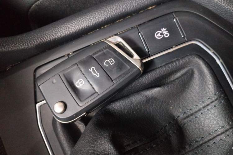 Used Volkswagen Tiguan L 2022 330TSI Automatic Two-Wheel Drive Comfort Edition
