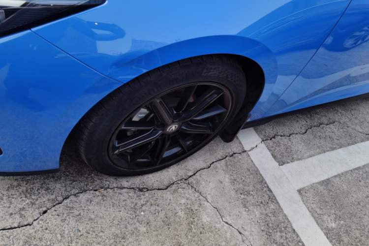 Used Changan UNI-V 2022 1.5T Prestige Version