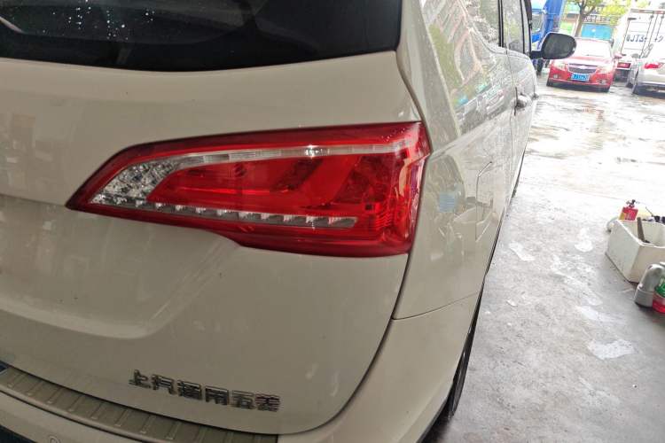 Used Baojun 730 2017 1.5T DCT Fashion Edition 7-Seater China V Emission Standard