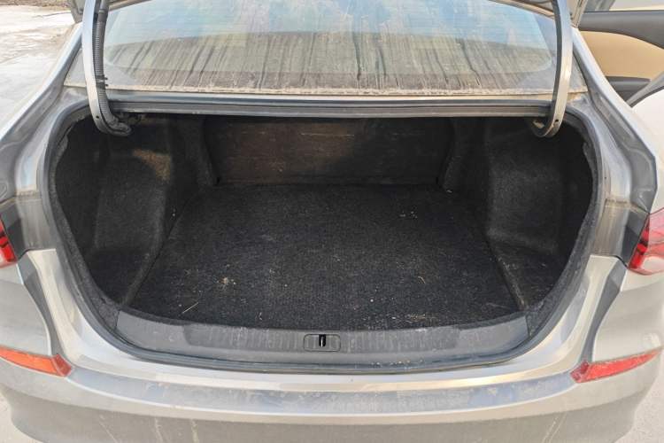 Used Chevrolet Monza 2020 320 Automatic Enjoyment Edition