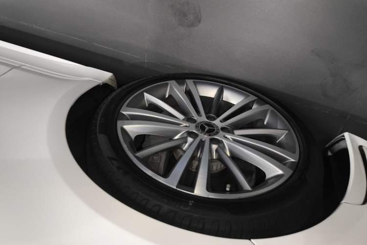 Used Mercedes-Benz CLS 2018 CLS 300 Luxury Model