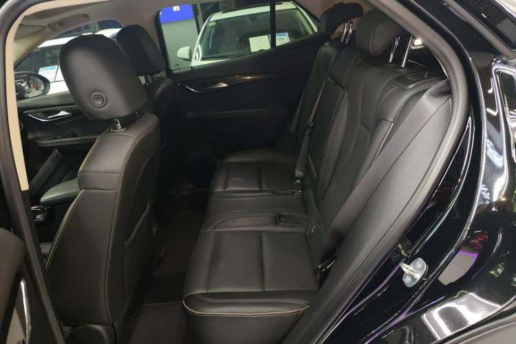 Used Buick Envision 2022 Facelift Encore S 552T Two-Wheel-Drive Luxury Model
