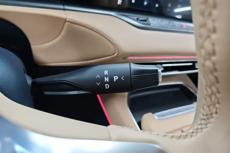 Used VOYAH FREE 2024 Ultra-Long Range Intelligent Driving Version
