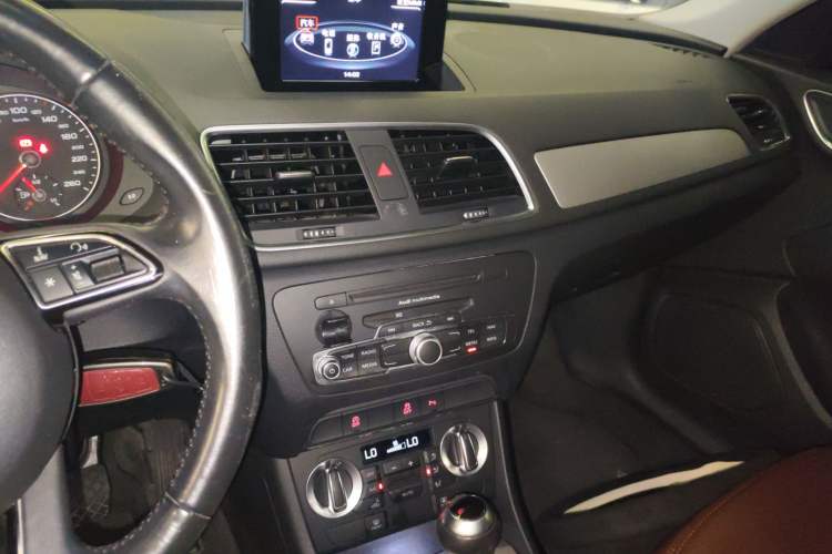 Used Audi Q3 2016 30 TFSI Collector's Edition Intelligent Model
