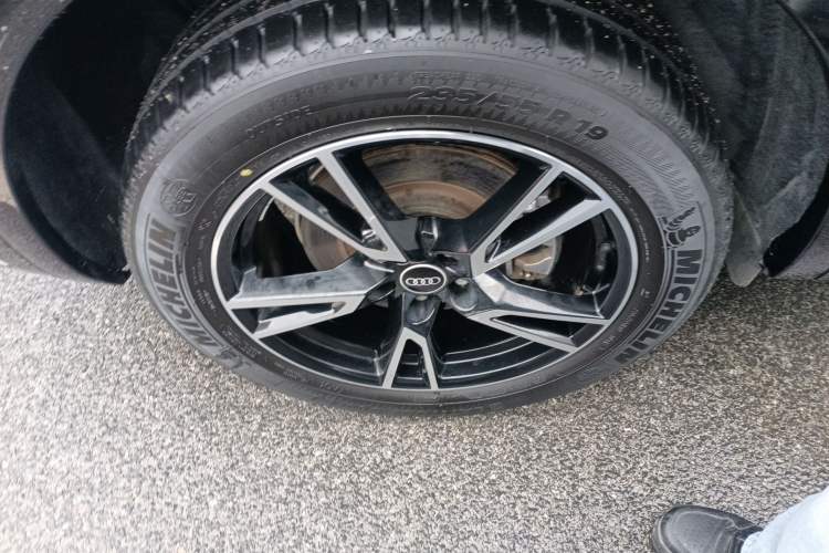 Used Audi Q5L 2021 40 TFSI Fashion Dynamic Model
