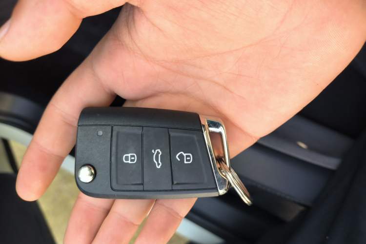 Used Volkswagen T-ROC 2020 280TSI DSG Two-Wheel-Drive Elite Version
