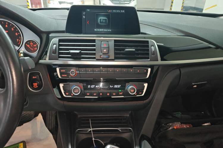 Used BMW 3 Series 2018 320Li Fashion Model