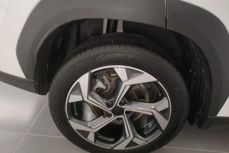 Used Geely Auto FX11 2023 1.5TD DCT Prestige Edition
