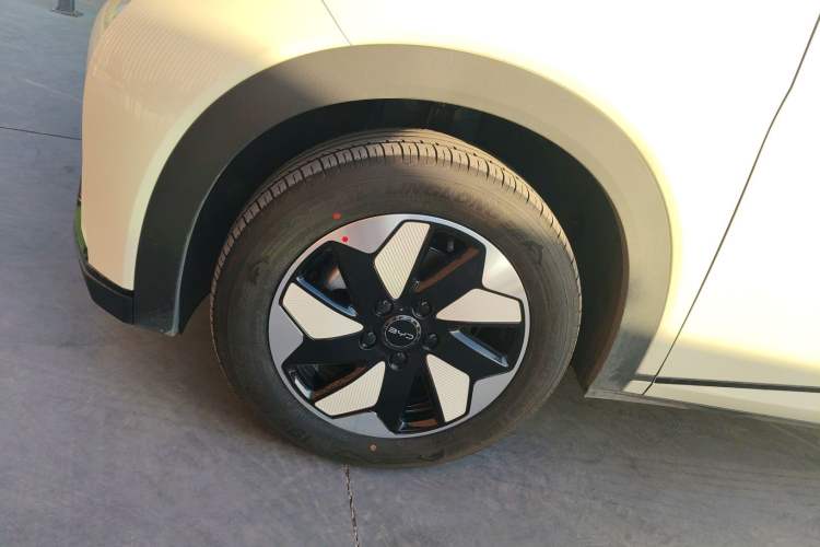 Used BYD Dolphin 2025 420km Free Edition
