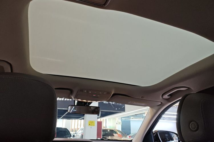 Used Mercedes-Benz E-Class 2023 Facelift E 260 L
