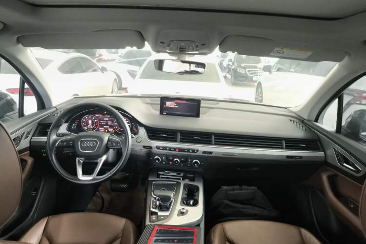 Used Audi Q7 2016 45 TFSI Technology Edition
