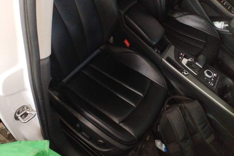 Used Audi A4L 2018 30th Anniversary Edition 30 TFSI Ambition Model