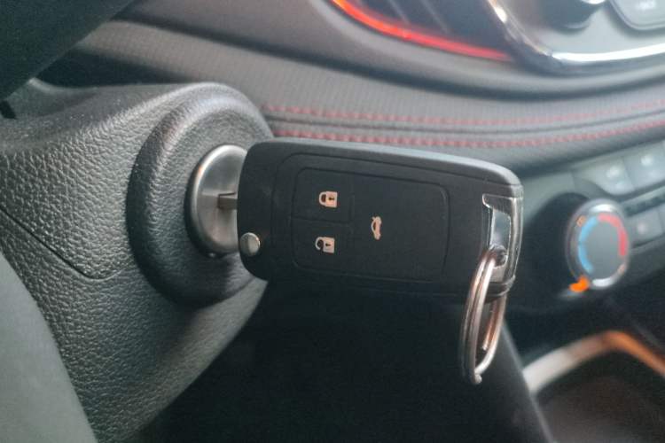 Used Chevrolet Monza 2019 RS 330T Automatic Comfort Edition China VI Standard