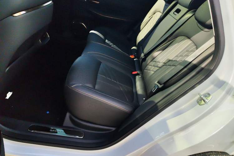 Used Baojun Enjoy 2025 All-Electric 600km Luxury Edition
