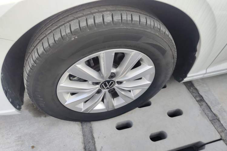 Used Volkswagen Lavida 2023 Revised 1.5L Automatic DeYi Edition