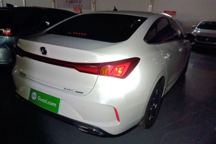 Used Changan Eado 2025 PLUS 1.4T Dual-Clutch High-Energy Version
