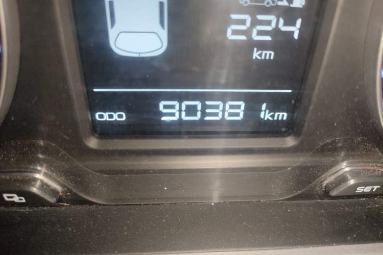 Used Geely Auto Vision X3 2019 Upgraded Model 1.5L Manual Elite Version
