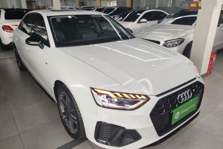 Used Audi A4L 2022 40 TFSI Luxury Dynamic Model