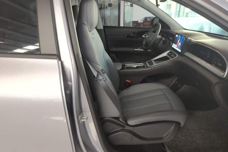 Used Geely Galaxy Geome 2025 310km Youth Edition
