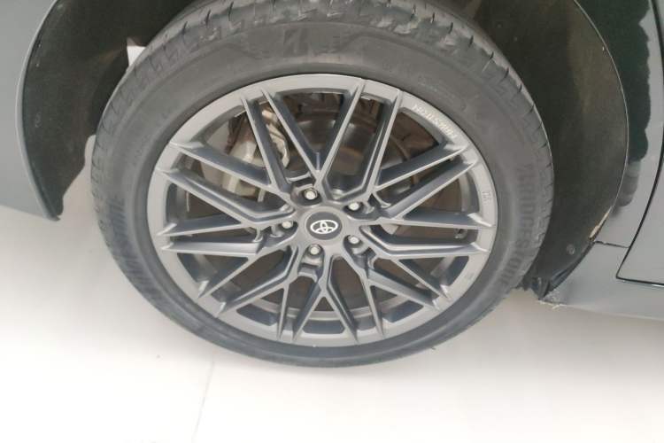 Used Toyota Avalon 2022 Dual-Engine 2.5L Luxury Edition
