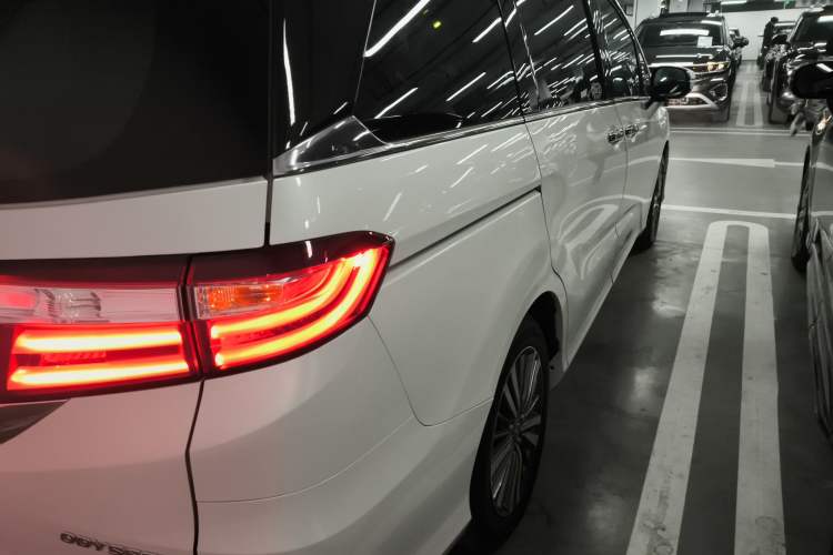 Used Honda Odyssey 2018 2.4L Smart Enjoyment Version