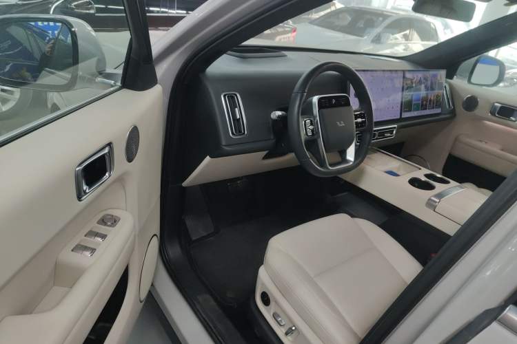 Used Li Auto L6 2024 Max
