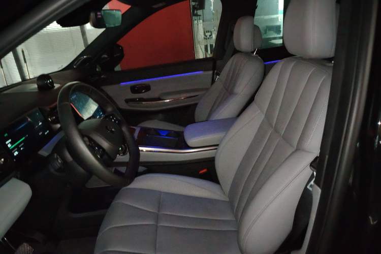 Used Nio ES8 2020 580 km Range 7-Seater Version
