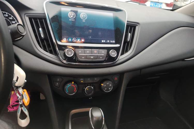 Used Chevrolet Monza 2020 Light Hybrid Redline 320T Dual-Clutch Thrilling Edition
