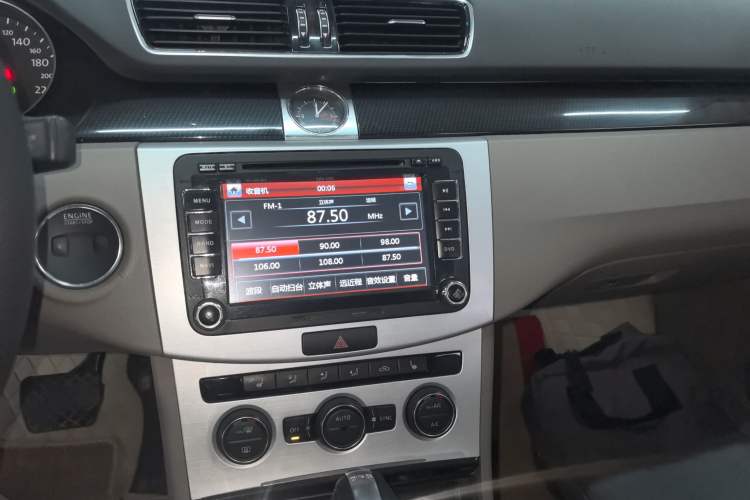 Used Volkswagen Magotan 2015 Facelift 1.8TSI Luxury Model