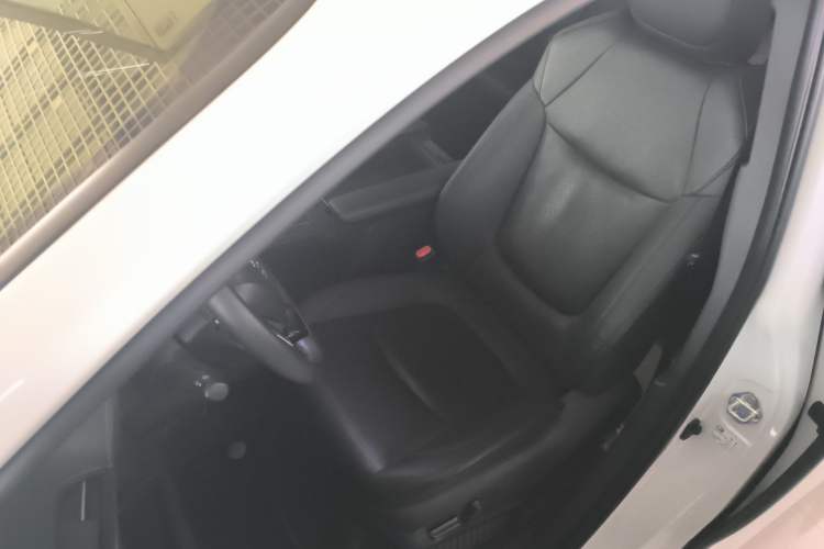 Used Toyota Sienna 2021 2.5L Hybrid Premium Edition
