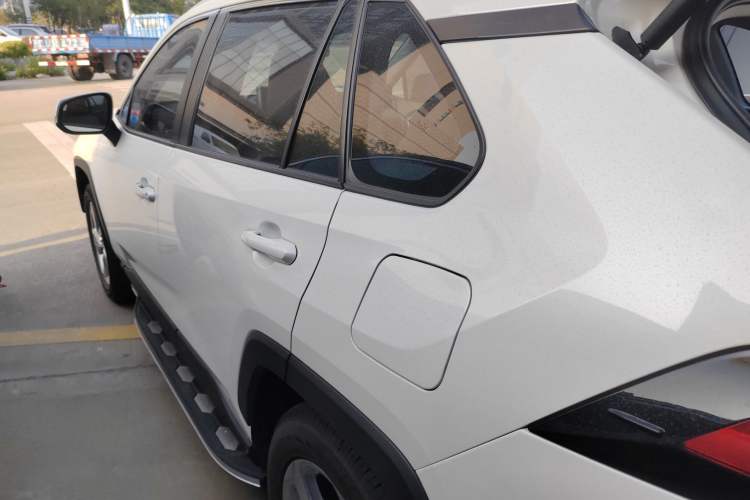 Used Toyota RAV4 2020 2.0L CVT Two-Wheel Drive Fashion Edition
