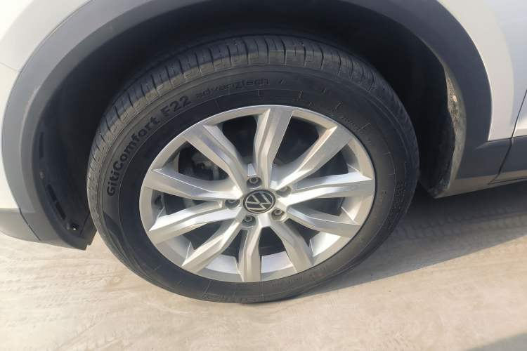 Used Volkswagen T-ROC 2021 280TSI DSG Two-Wheel Drive Elite Connect Edition