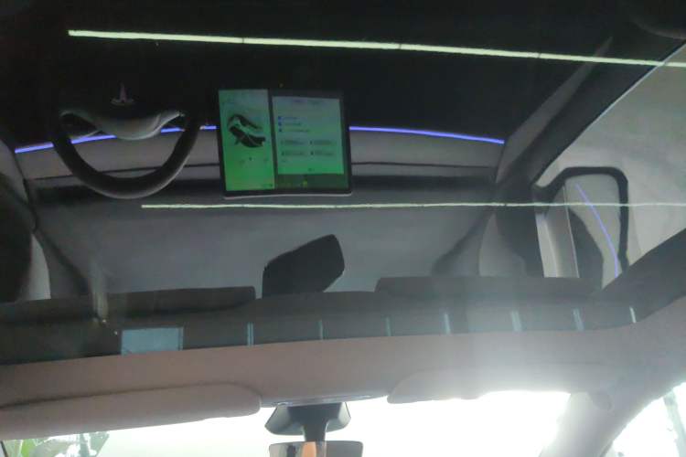 Used Tesla Model Y 2024 Rear-Wheel-Drive Version
