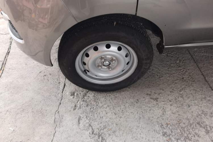 Used Jinbei Hiace X30 2021 1.5L Comfort Model Air-Conditioner-Free Version National VI Standard SWC15M Bus
