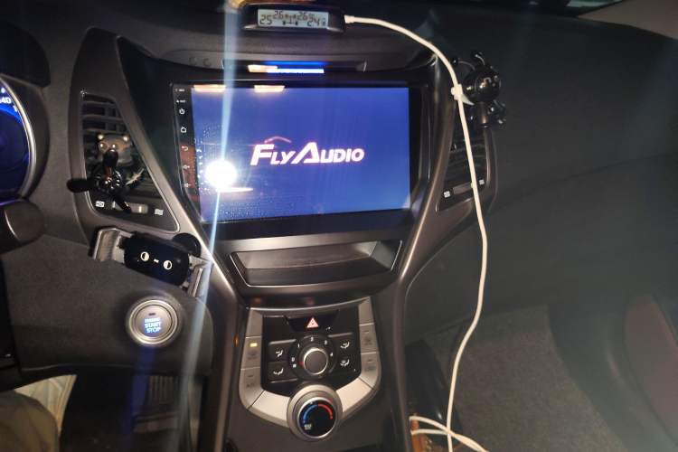 Used Hyundai Elantra (5th Generation / Langdong) 2015 1.6L Automatic Leading Model
