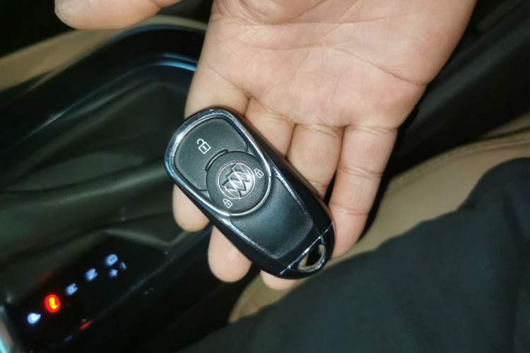 Used Buick GL6 2021 323T Mild Hybrid Connect Luxury Model
