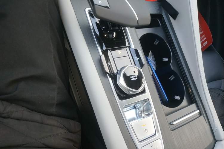 Used Changan CS75 PLUS 2026 Model, Smart Champion Edition 1.5T New Blue Whale Smart Navigation Version
